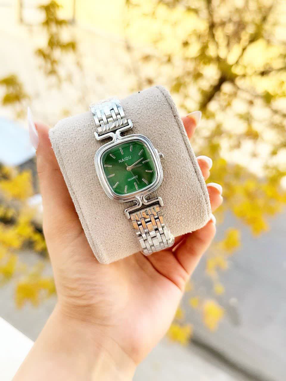 ساعت مچي دخترانه نايدو NAIDU صفحه سبز پاپيوني جذاب