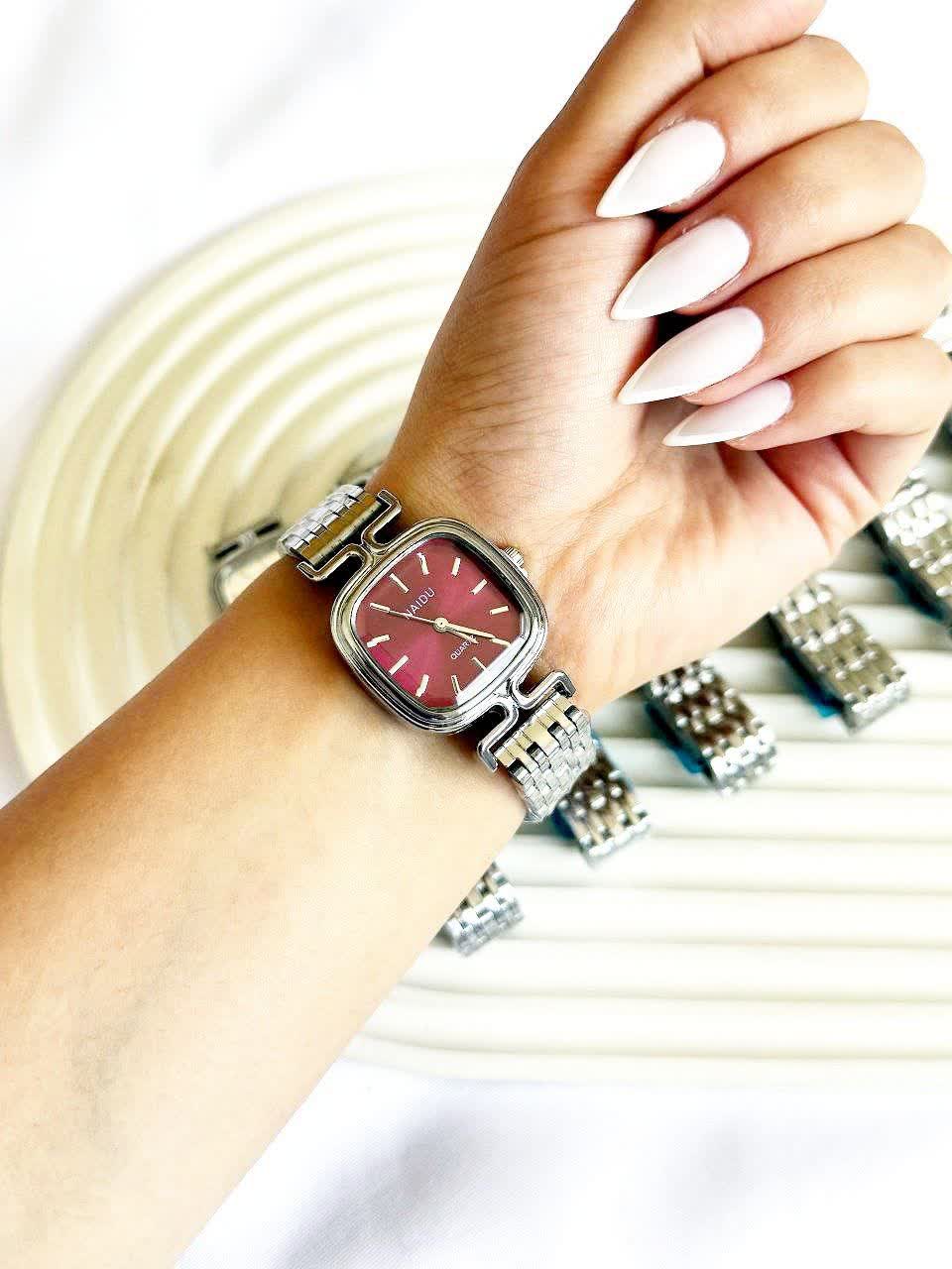 ساعت مچي دخترانه نايدو NAIDU صفحه قرمز پاپيوني جذاب