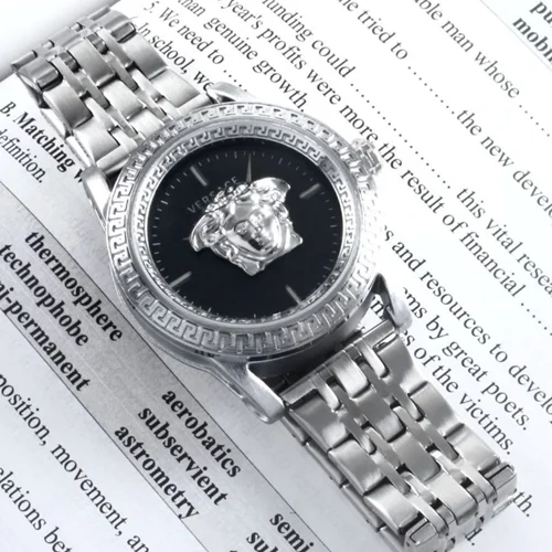 ساعت مچی مردانه برند ورساچه Versace